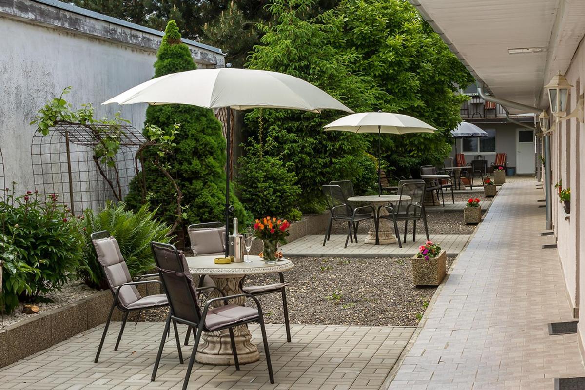 Apartmany Tereza & Free Parking Bratislava Exterior foto